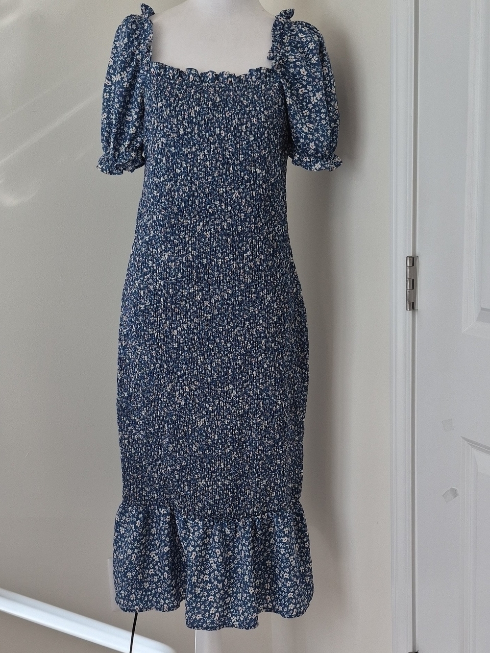 PrettyGarden Navy Blue Floral Smocked Midi Dress with Puff Sleeves Size L